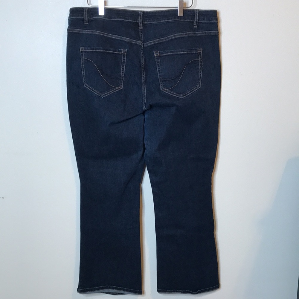 Lane Bryant Sz 20 Mid Rise Boot Jean